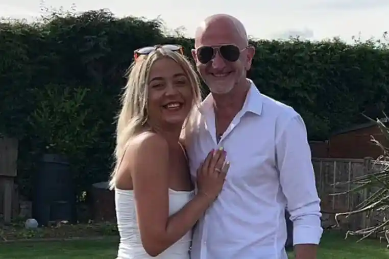 amour différence d'âge mariage bébé