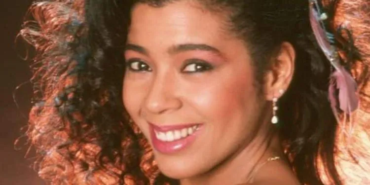 Une actrice et danseuse de renommée mondiale décède à l'âge de 63 ans