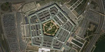 L'armée américaine rapporte "plusieurs centaines" d'observations d'OVNI en 2022, selon des responsables du Pentagone