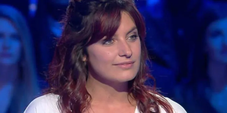 Laëtitia Milot seule et au pire...