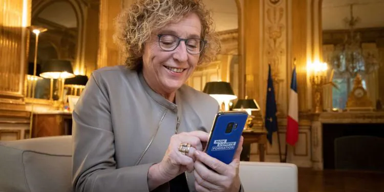 Le projet du gouvernement de faire contribuer financièrement les salariés en formation suscite l'incompréhension