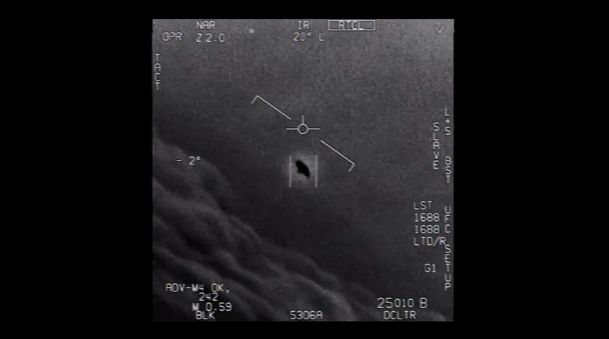 Des vidéos de la marine américaine d'observations présumées d'OVNIS étaient auparavant disponibles mais n'avaient pas été officiellement déclassifiées.