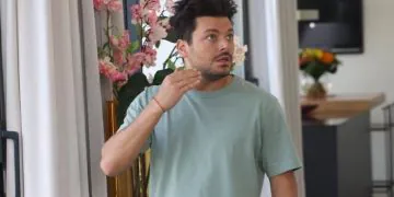 @venir La Serie Kev Adams Debarquera Sur Tf1 Les Fans