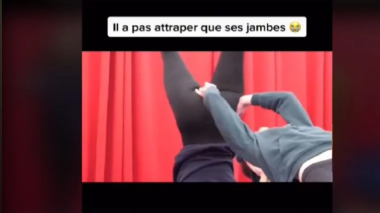 Lors d'une figure, il attrape autre chose que les jambes de Juju Fitcats (vidéo)