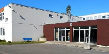 1672825325 Les Institutions Recoivent Des Alertes A La Bombe Et Des
