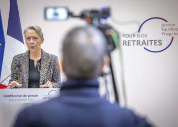 "La réforme des retraites va générer des recettes sociales et fiscales importantes si les entreprises jouent le jeu du maintien en activité des 'vieux'"