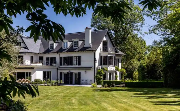 villa johnny hallyday marnes la coquette