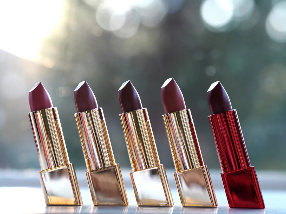 Examen du rouge à lèvres Satin Creme Hourglass Unlocked