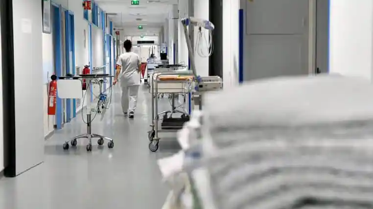 hôpital remède vaccin médecine science santé vih