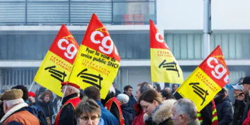 les syndicats recherchent le "bon équilibre", entre mobilisation et volonté de ne pas "pénaliser les usagers"