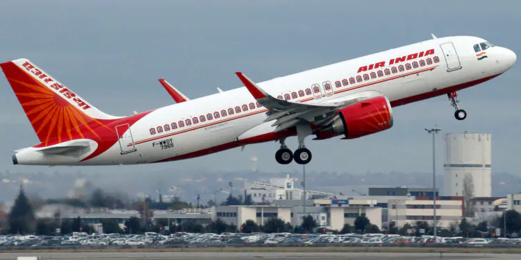 Air India signe un accord record avec Airbus et Boeing pour l'achat de 250 avions européens et 220 avions américains