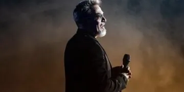 après la triste annonce de sa rechute, un proche du chanteur se confie sur son état de santé