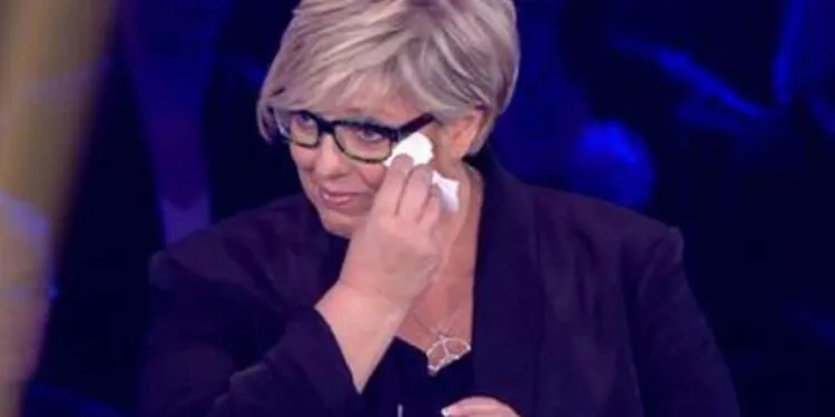 Le cœur lourd Laurence Boccolini annonce une bien triste nouvelle