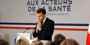 "Il faut augmenter d'au moins 30% le nombre d'étudiants admis en cursus de médecine"
