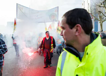 tous les syndicats appellent à un mouvement reconductible contre la réforme des retraites