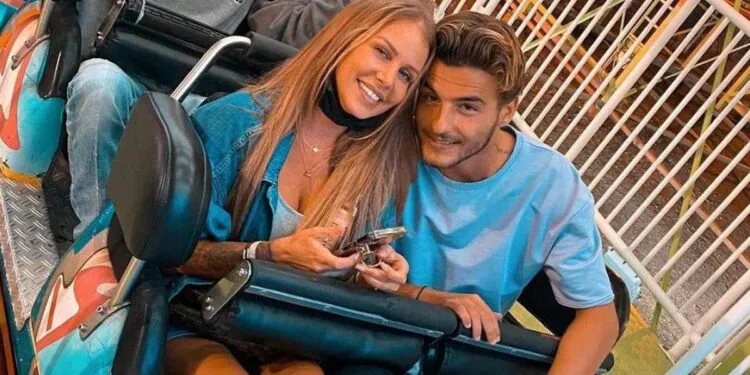 Adixia enceinte ?  Simon Castaldi fait une grande révélation à son père