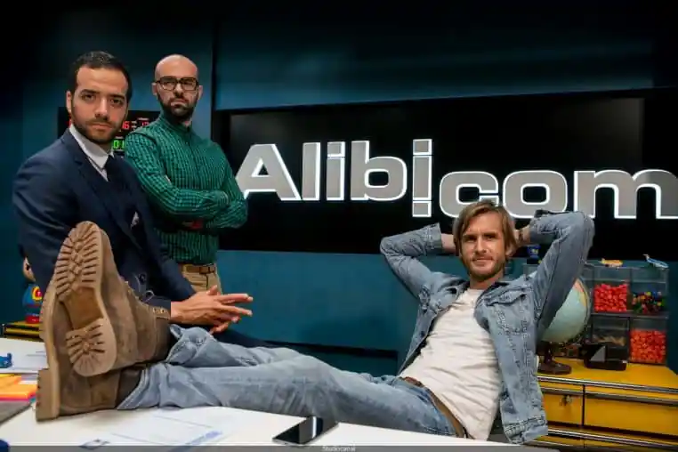 alibi.com 2 film cinéma france philippe lacheau élodie fontan didier bourdon comédie argent millions