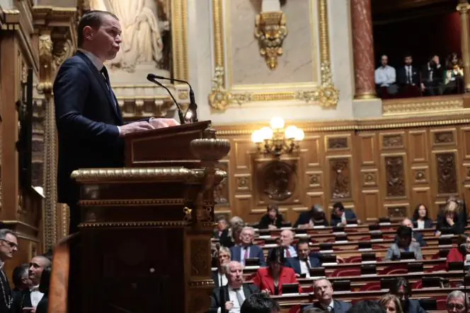     Le ministre du Travail, Olivier Dussopt, lors de la présentation du projet de réforme des retraites, au Sénat, le 2 mars 2023.