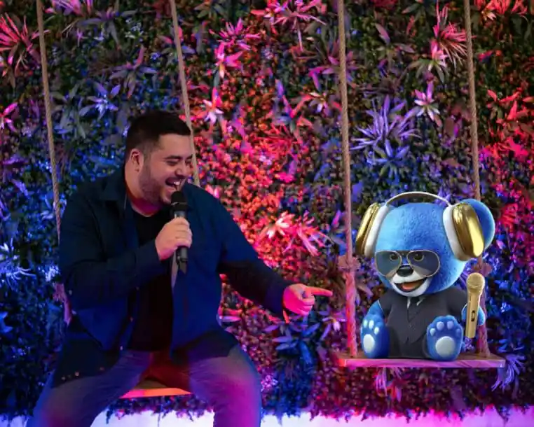 doigby ours kev adams scandale financier mediapart peluche film crypto-monnaie nft france