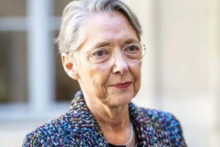annonce papiers d'identité borne elisabeth (2)