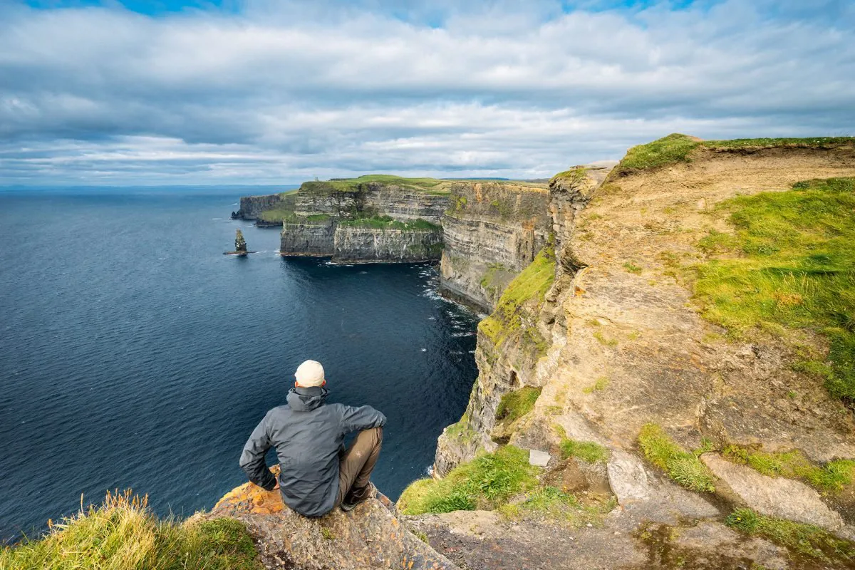 Cliffs Of Moher, Eau, Nuage, Ciel, Plante, Montagne, Paysage naturel