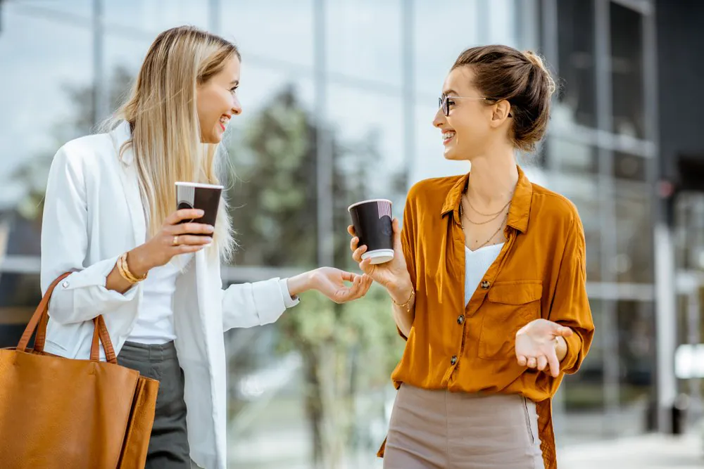 Small Talk, Sourire, Photo, Orange, Manche, Jaune, Tour de taille, Geste