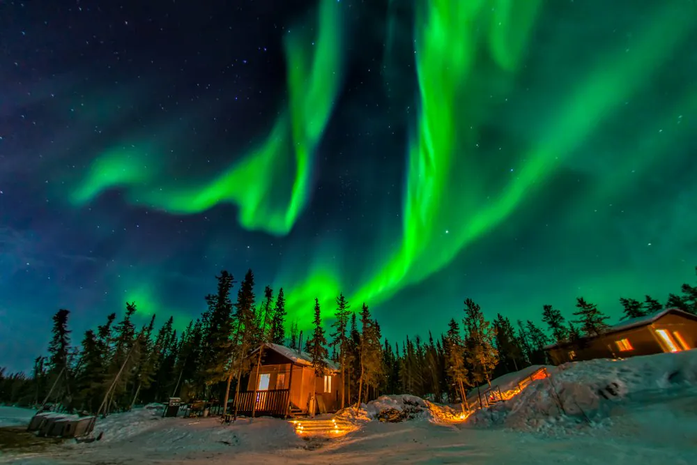 Atmosphère, Lumière, Îles Féroé Aurora Borealis, Sky, Plante, Vert, Nature, Paysage naturel, Environnement naturel, Aurora, Monde