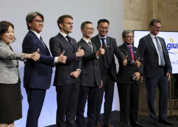 13 milliards d'euros d'investissements étrangers attendus, Elon Musk invité à l'Elysée