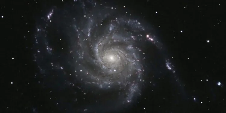 Regardez la plus grande supernova en 10 ans exploser ce soir sur cette diffusion en direct gratuite du télescope