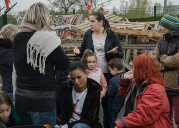 "Les ouvriers de Vertbaudet, par leur lutte exemplaire, montrent qu'ils ne lâcheront rien et qu'ils ont droit au respect"