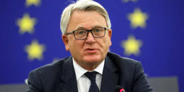 La semaine de quatre jours comme solution à la pénurie de main-d'œuvre en Europe, selon le commissaire européen à l'emploi