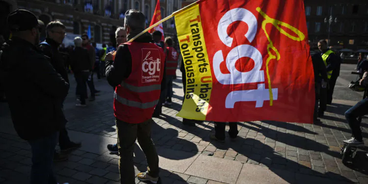 A Toulouse, les salariés de la société de transport en commun Tisséo poursuivent leur grève