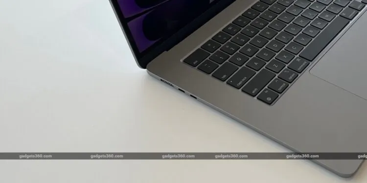 pomme macbook air 15 ports pomme