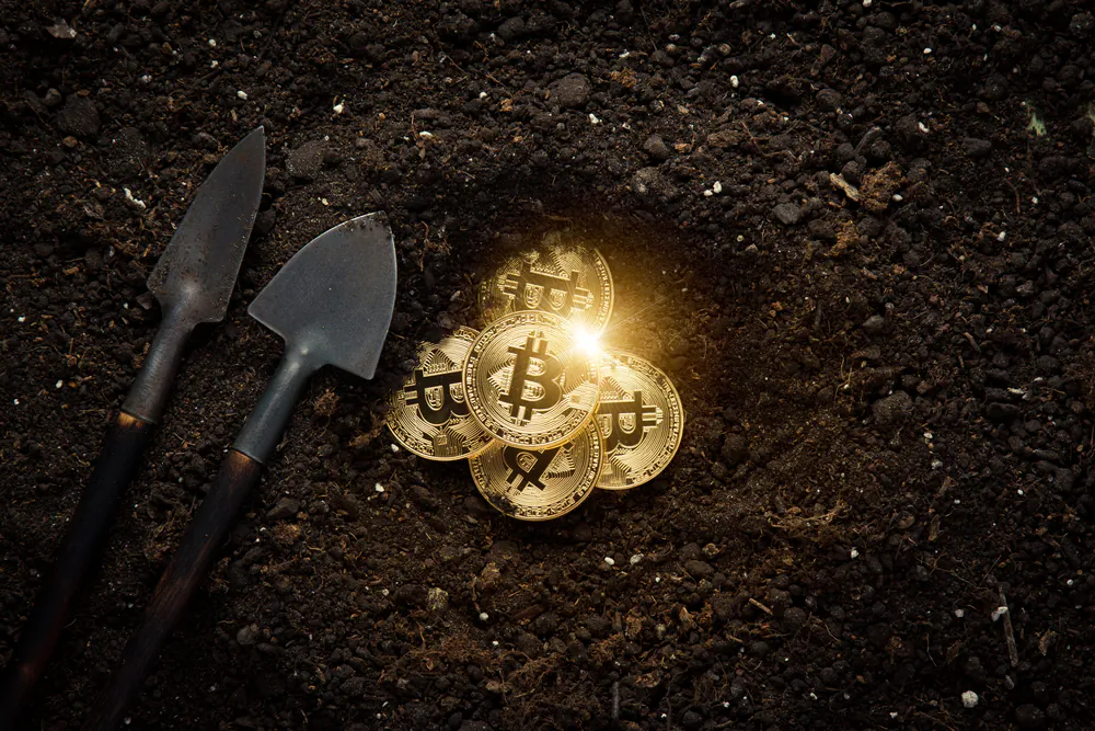 CryptoMode Dépense Bitcoin CleanSpark Iris Energy