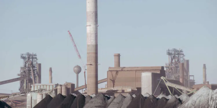 A Fos-sur-Mer, ArcelorMittal tente d'éviter la sanction de l'inspection du travail