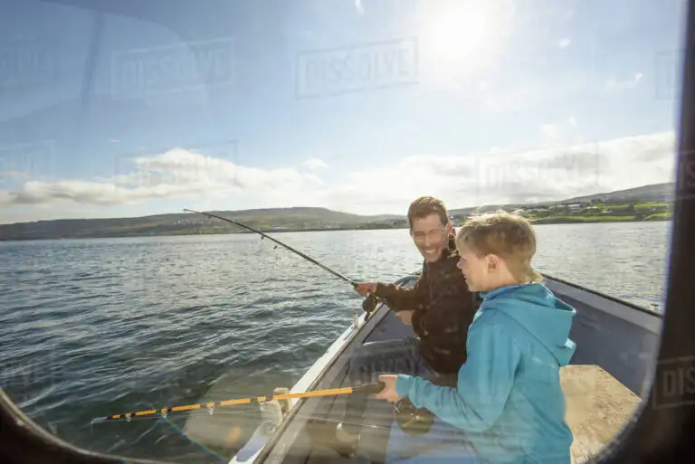 A 12-year-old boy falls from the boat into the middle of the ocean without anyone noticing